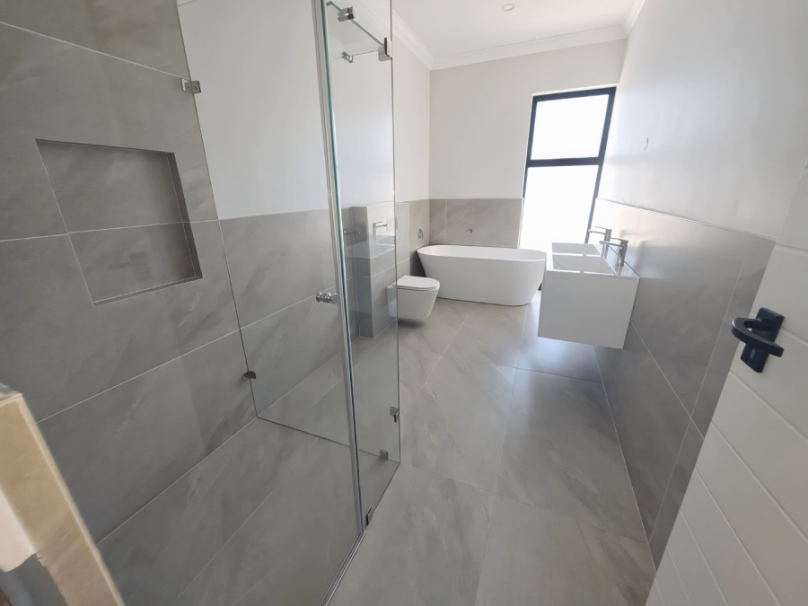 4 Bedroom Property for Sale in Sandown Western Cape